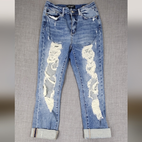 Judy Blue Straight Fit Distressed Style Capri Cuffed Casual Jeans. 7/28 - Picture 1 of 10